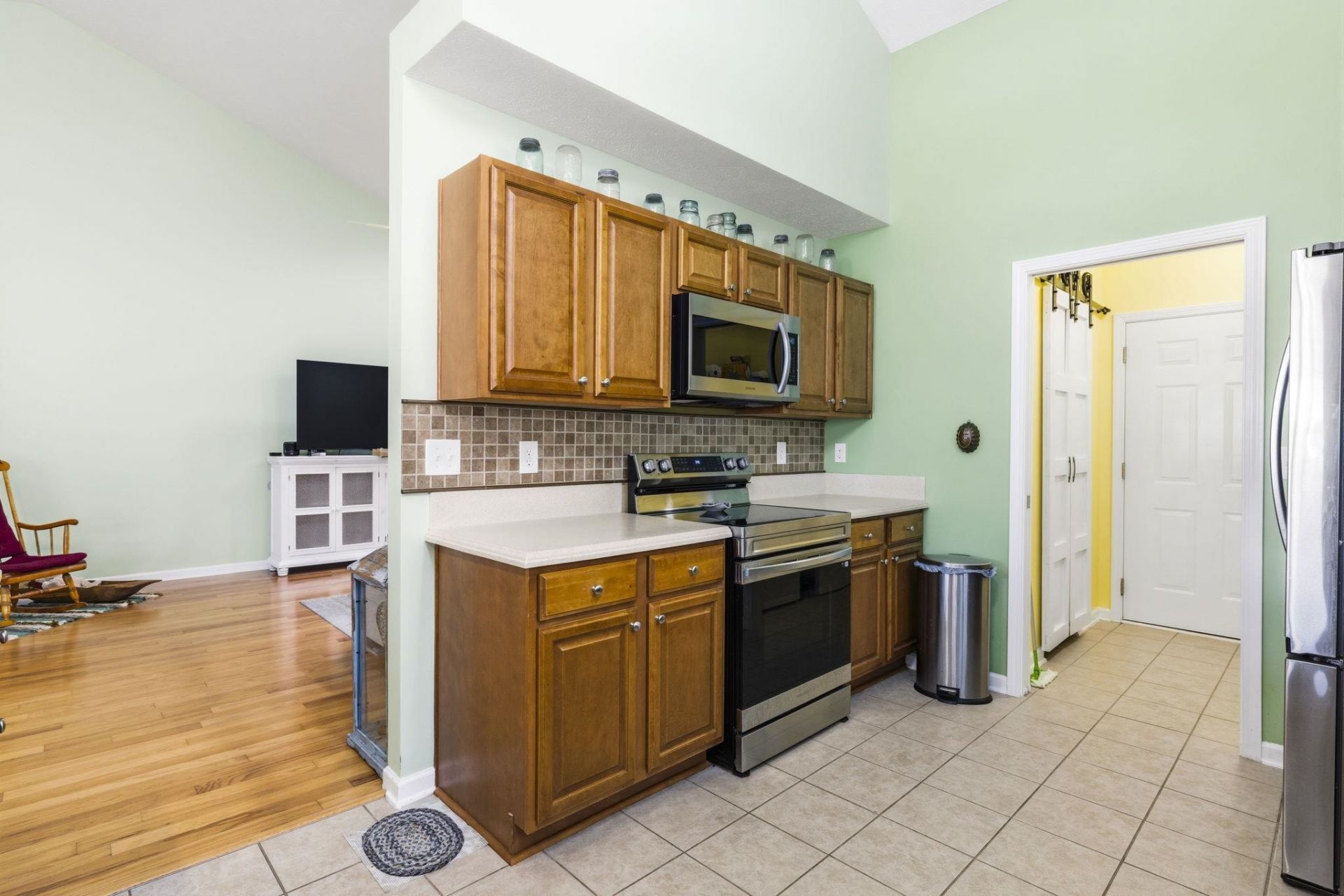 284 Archdale St. Photo 18