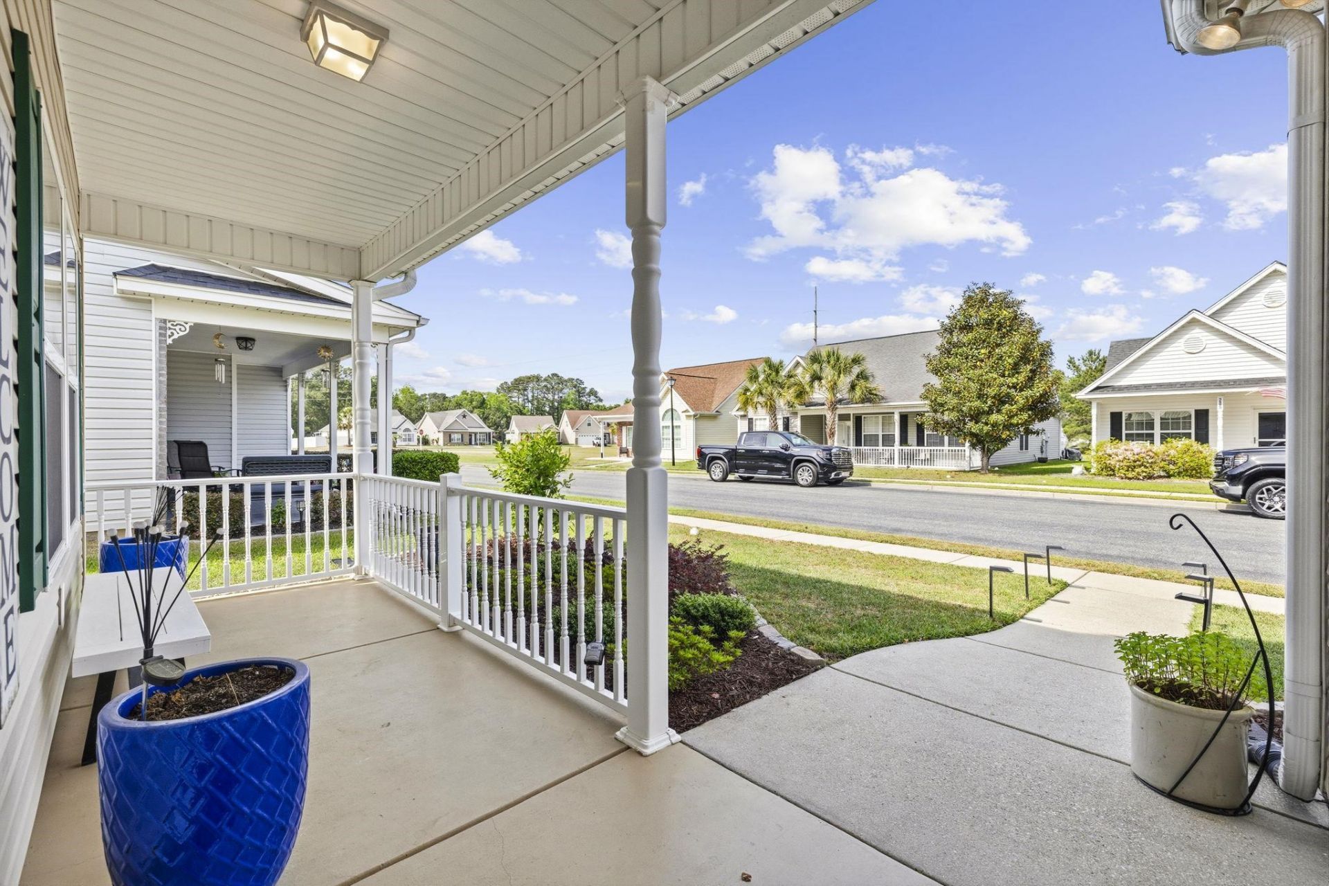 284 Archdale St. Photo 6