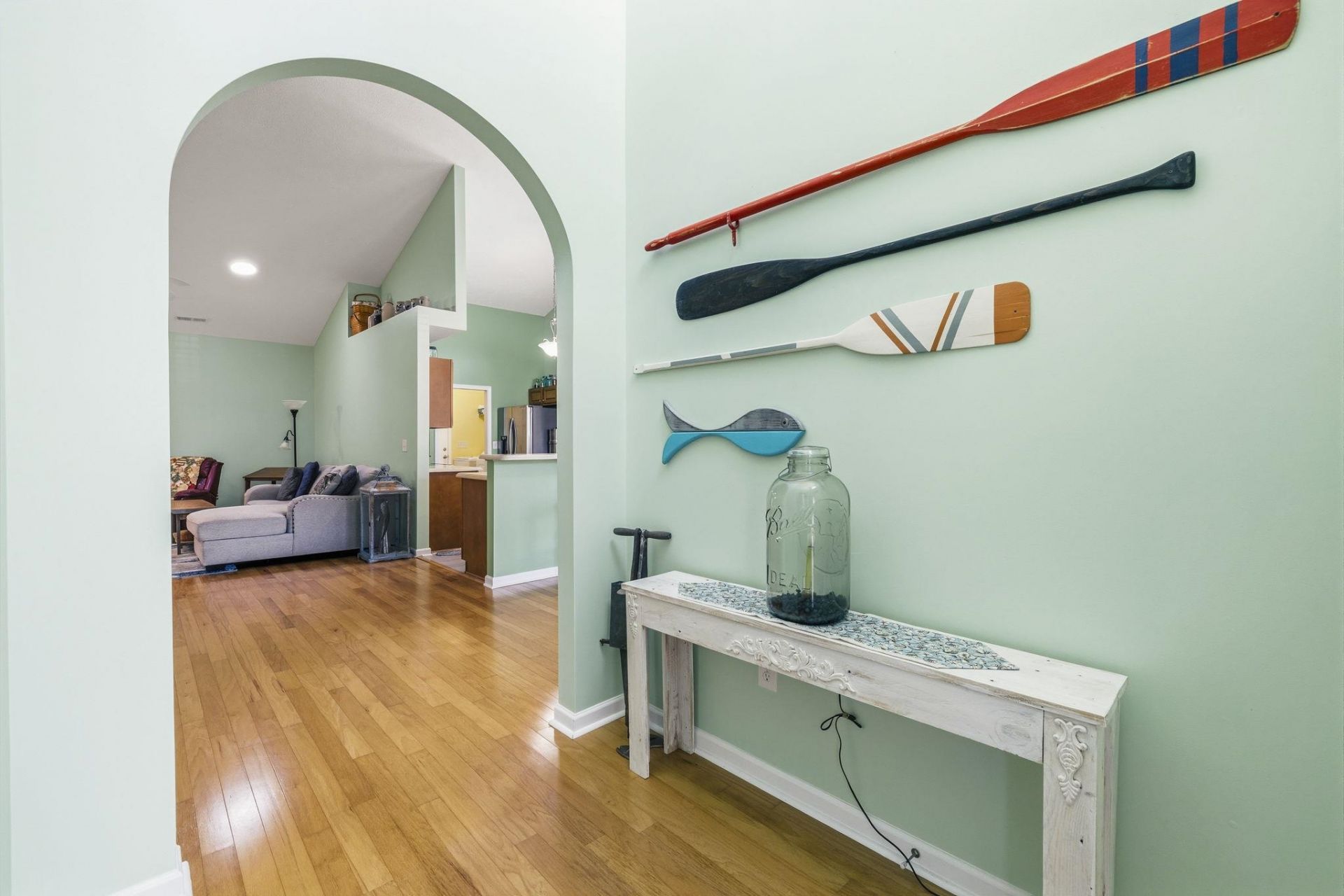 284 Archdale St. Photo 9