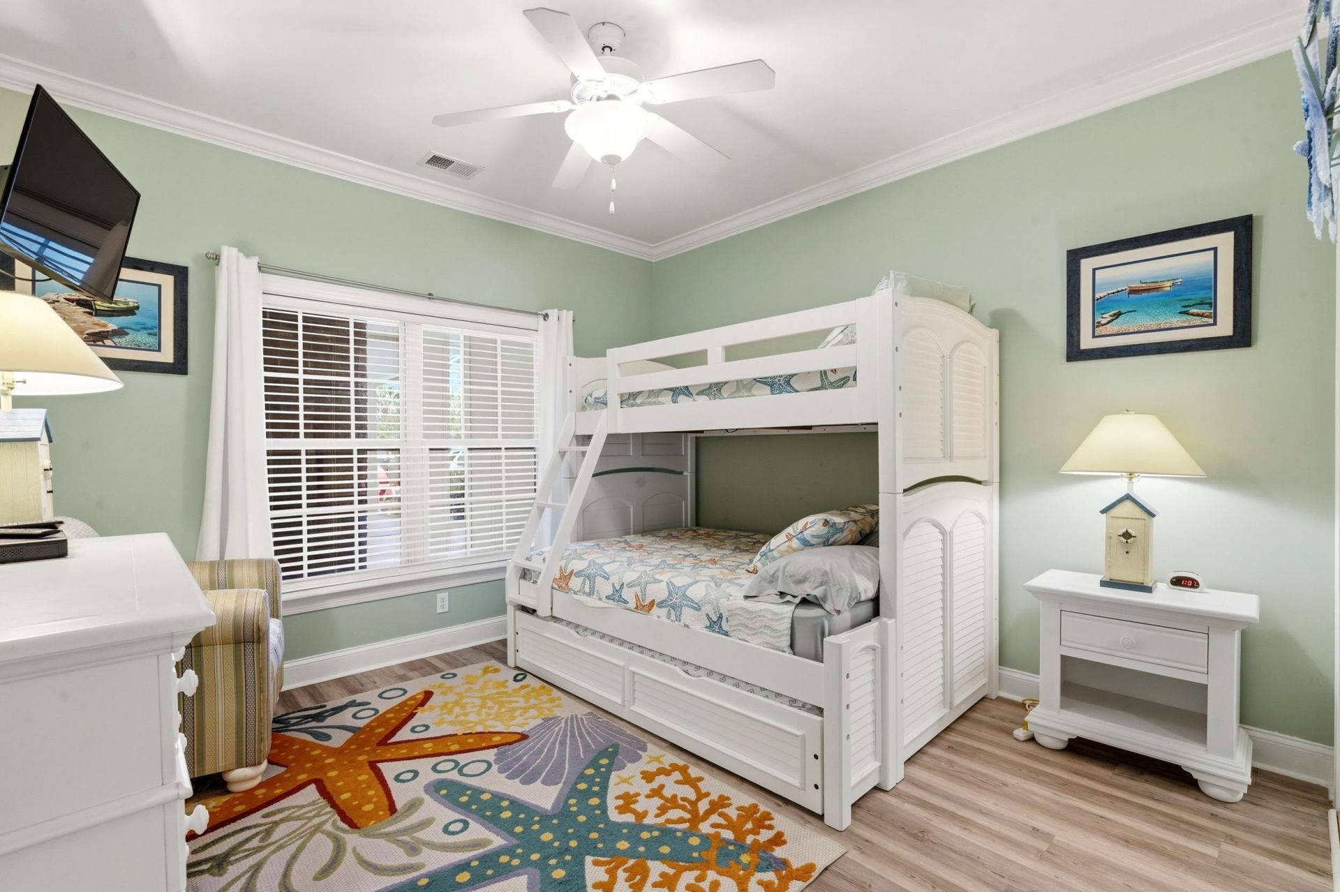 1000 Ray Costin Way Photo 15