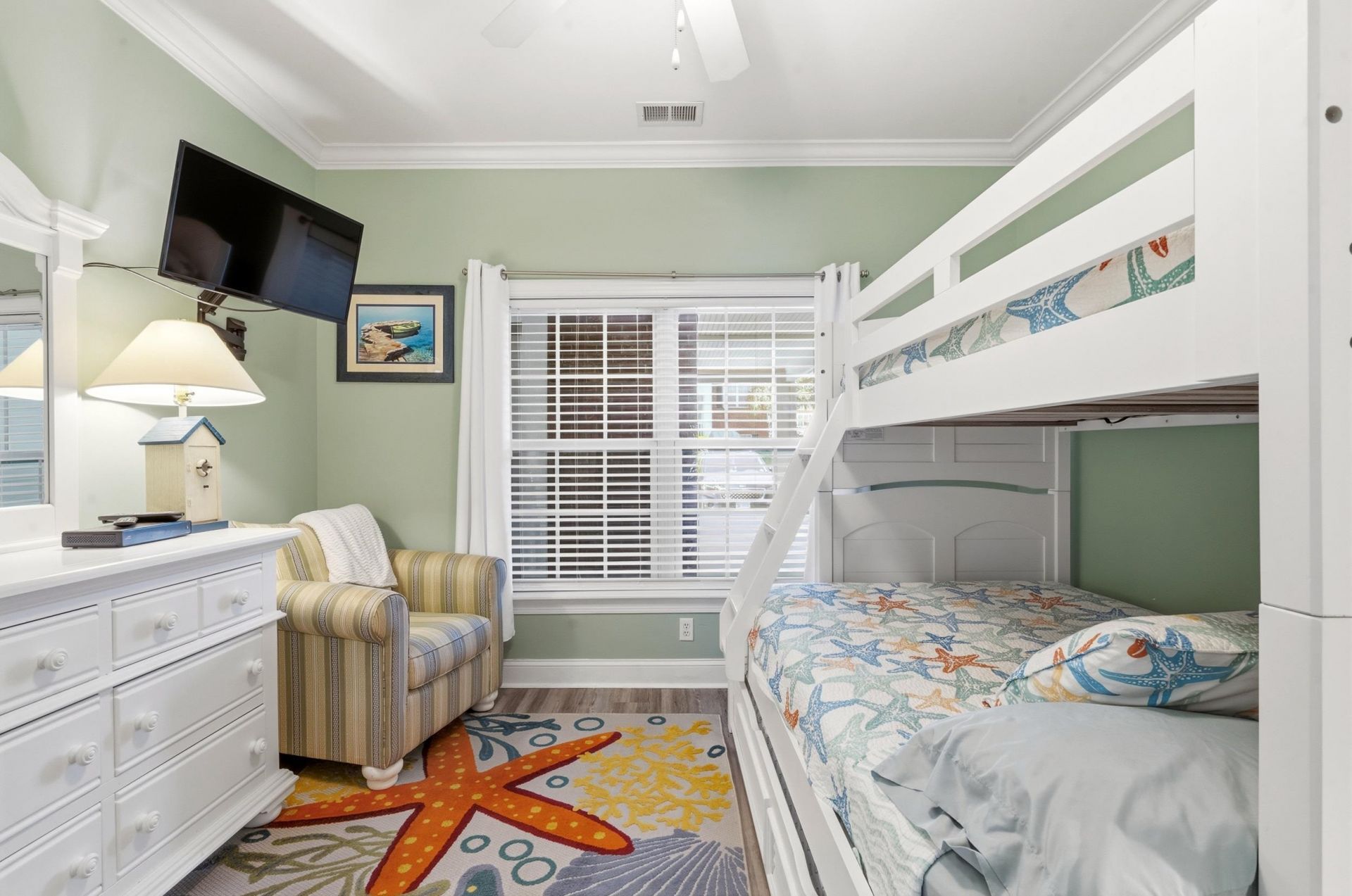 1000 Ray Costin Way Photo 17