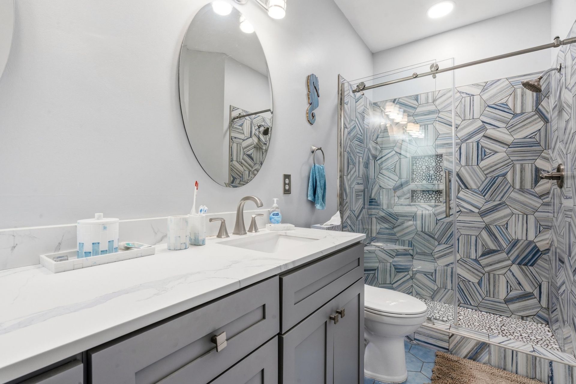 1000 Ray Costin Way Photo 24