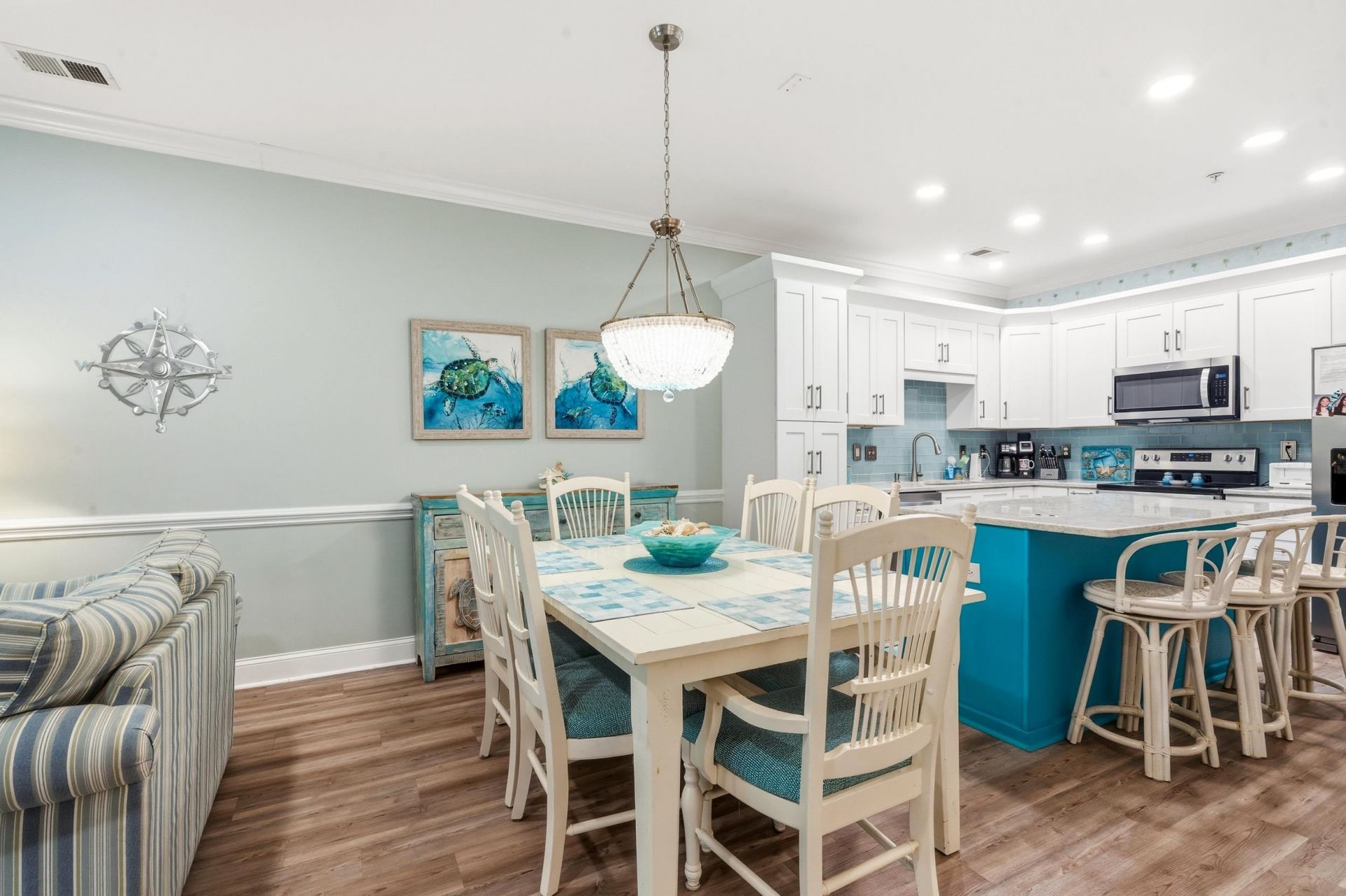 1000 Ray Costin Way Photo 8