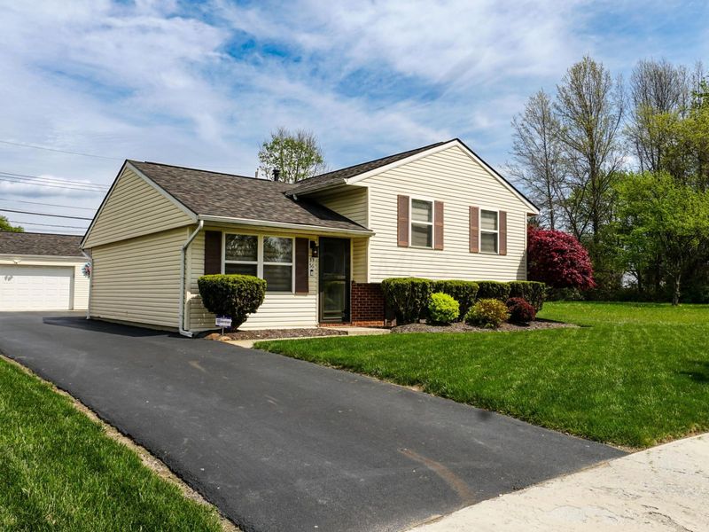 3356 E Bodman Drive, Columbus, OH 43219 Photo 1