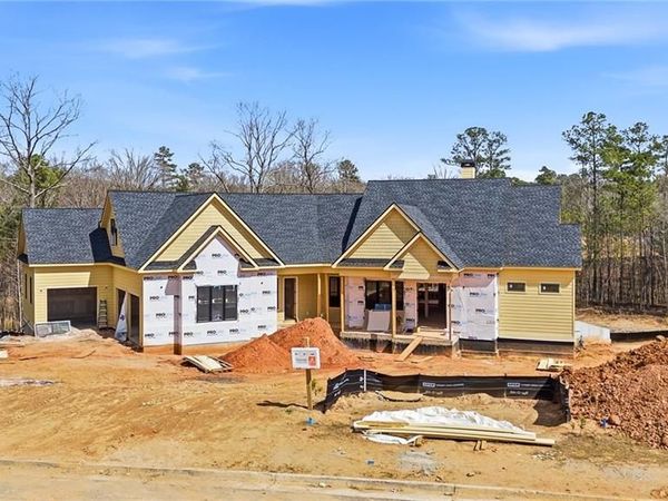 39 Sweet Rose Court , Newnan, GA 30265