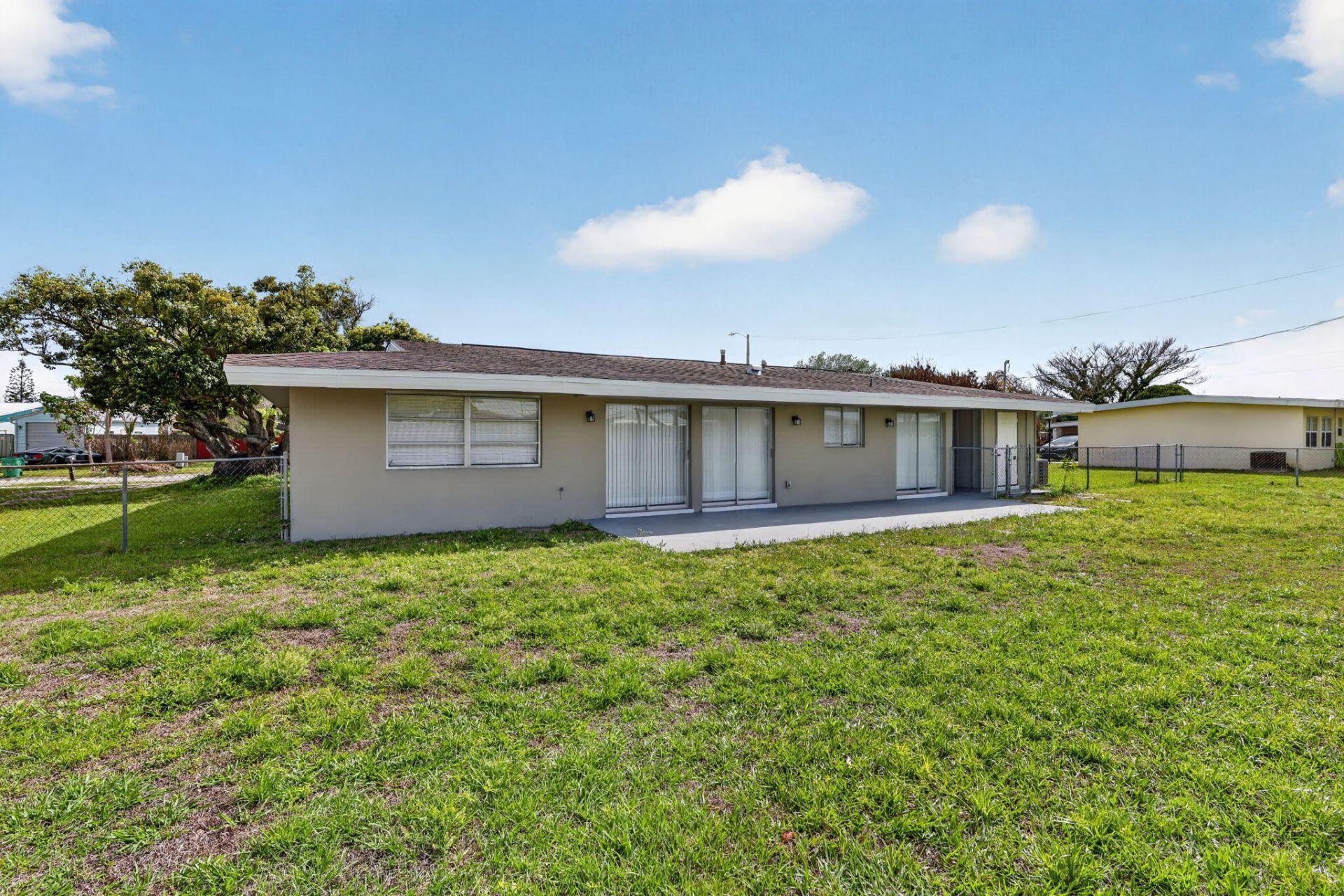 157 SE Calmoso Drive, Port Saint Lucie, FL 34983 Photo