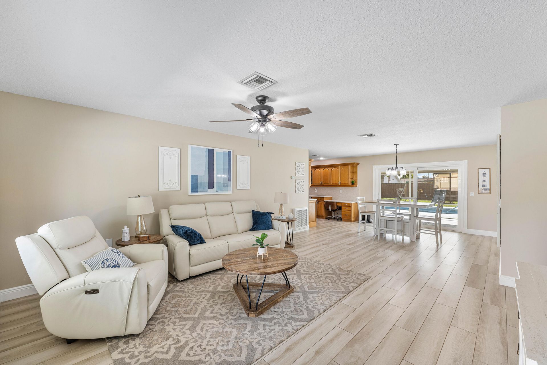 144 Cordoba Circle, Royal Palm Beach, FL 33411 Photo