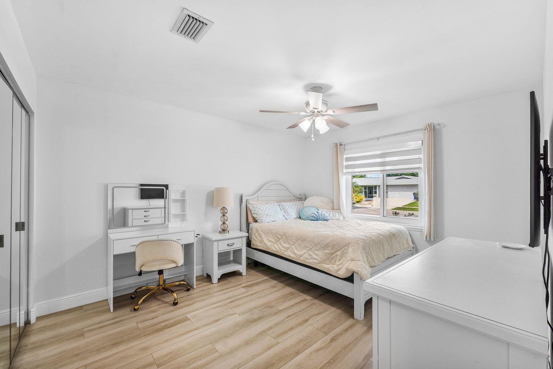 144 Cordoba Circle, Royal Palm Beach, FL 33411 Photo
