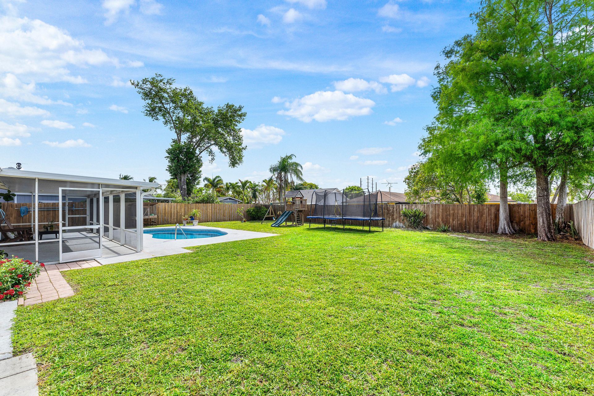 144 Cordoba Circle, Royal Palm Beach, FL 33411 Photo