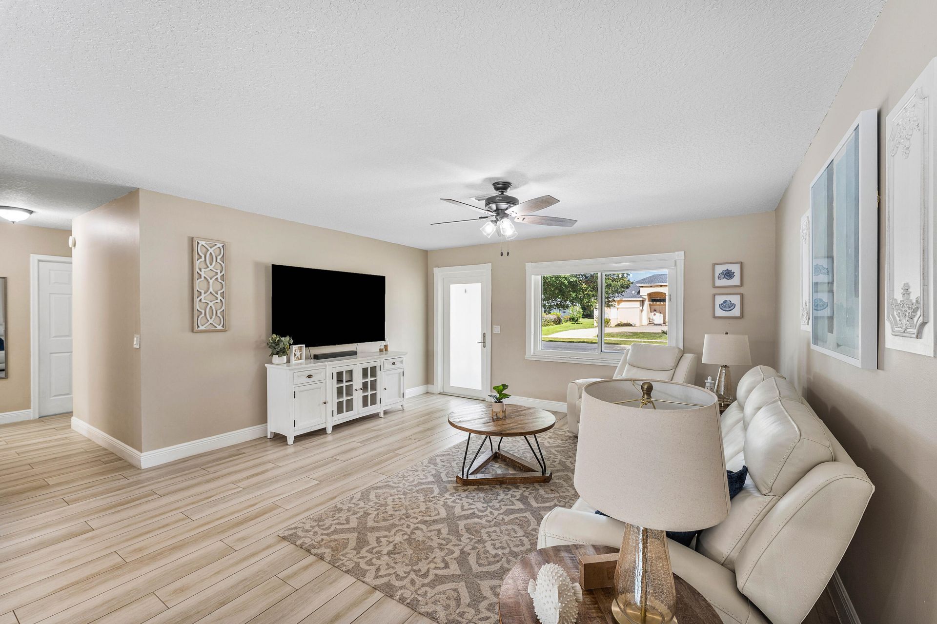 144 Cordoba Circle, Royal Palm Beach, FL 33411 Photo