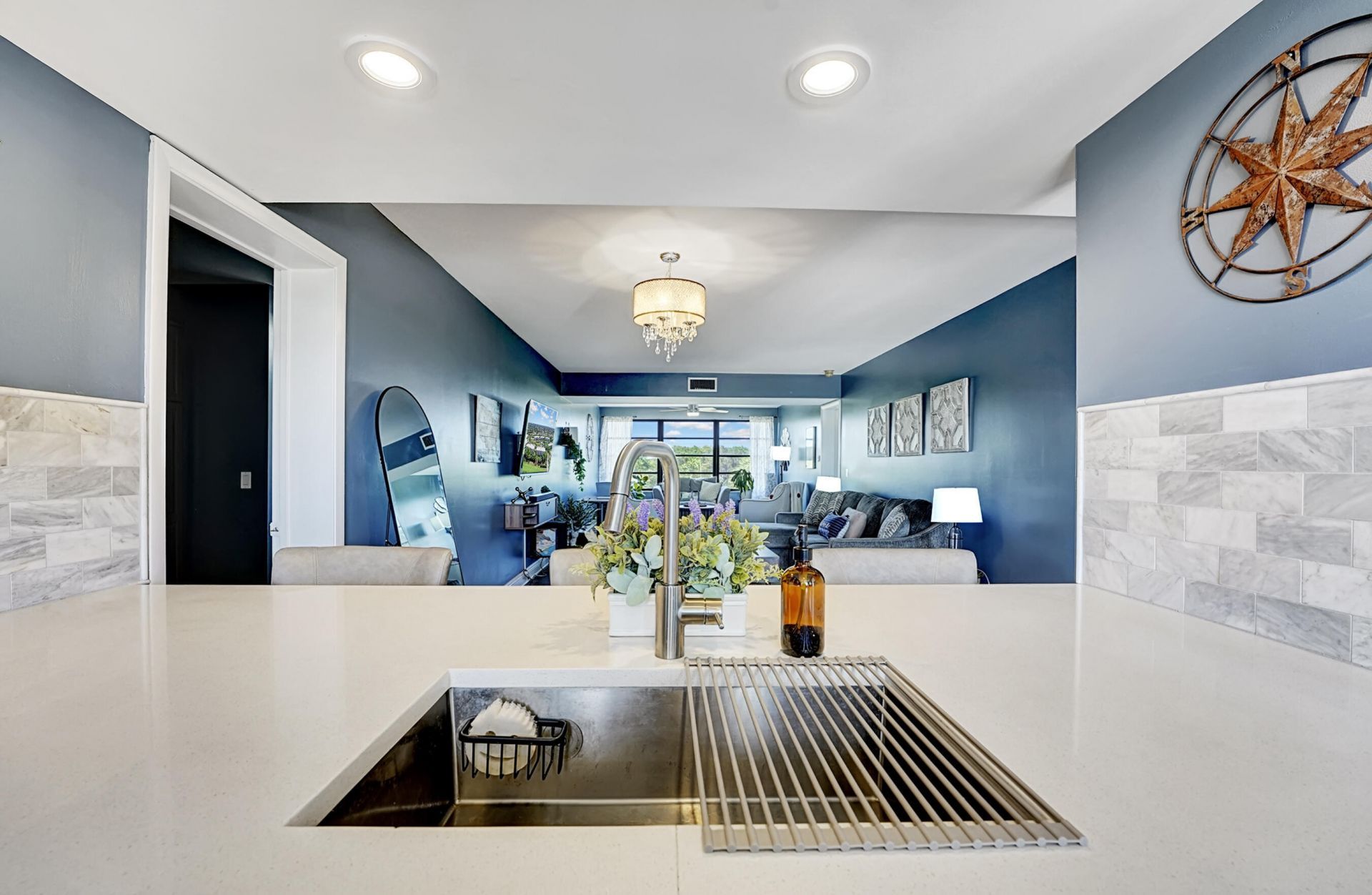 6097 Balboa Circle, Unit 406, Boca Raton, FL 33433 Photo