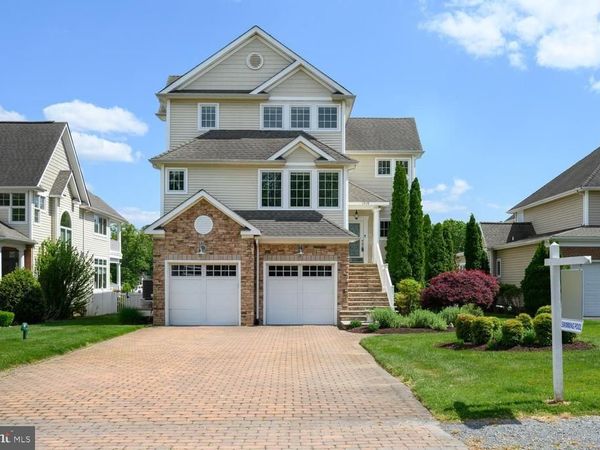 1719 HARBOR DRIVE, CHESTER, MD 21619