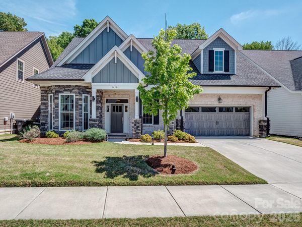 14124 Shelburne Village Drive, Charlotte, NC 28278