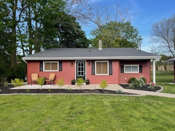 2939 Royalton Heights Road, St. Joseph, MI 49085