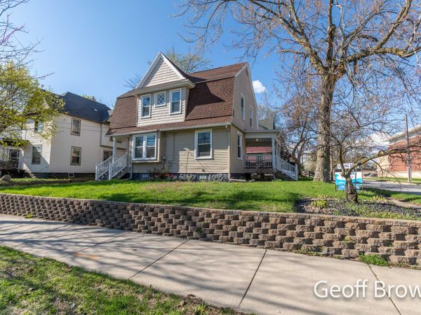 457 James Avenue SE, Grand Rapids, MI 49503