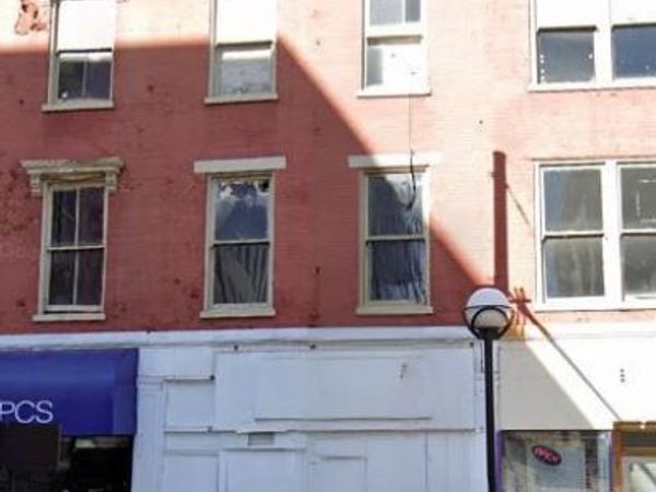 927 main St, Cincinnati, OH 45202