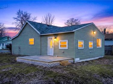 2310 Main Street , Sylvan Beach, NY 13157