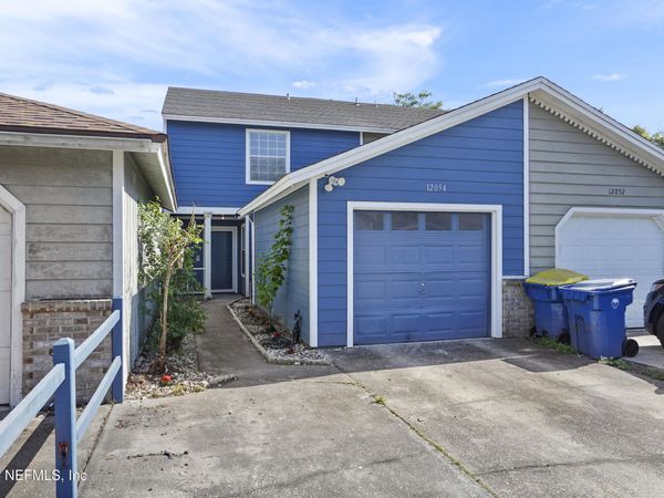 12054 COBBLEWOOD Lane N, Jacksonville, FL 32225