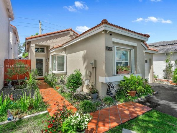 11455 SW 72nd Ter, Miami, FL 33173