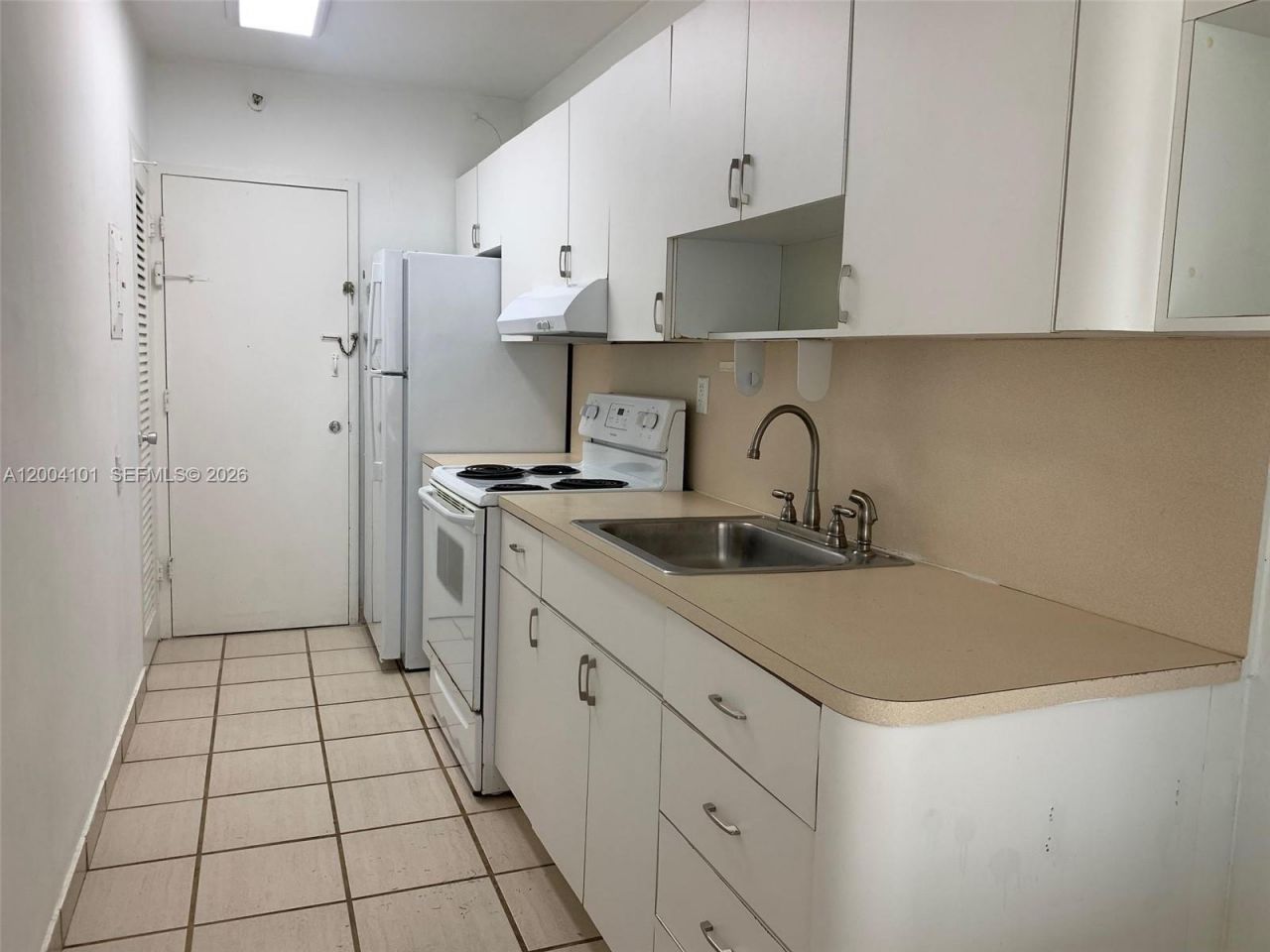100 Lincoln Rd , Unit 732, Miami Beach, FL 33139 Photo