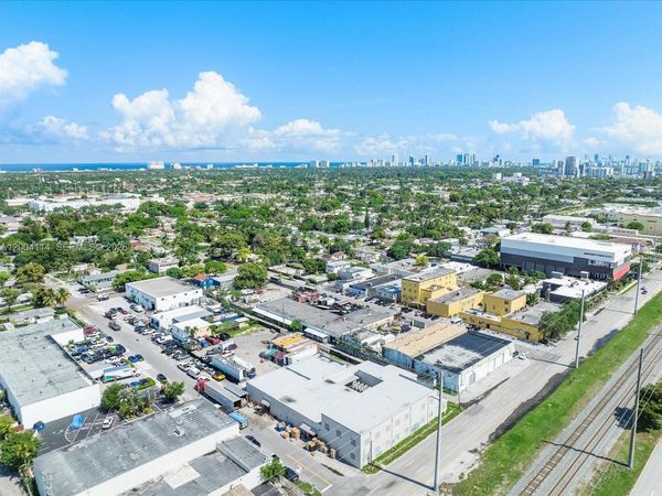 2040 Liberty St , Hollywood, FL 33020