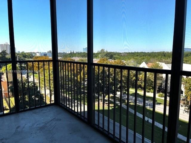 2500 NE 135th St , Unit B506, North Miami, FL 33181 Photo