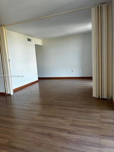 2500 NE 135th St , Unit B506, North Miami, FL 33181 Photo