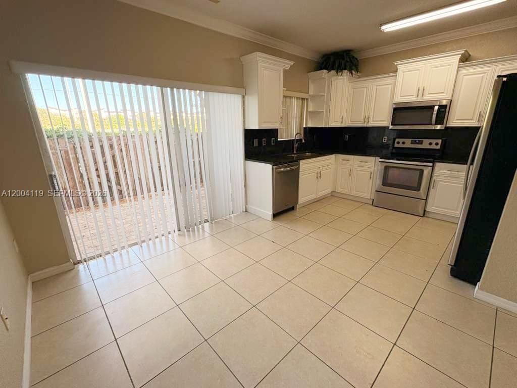8361 NW 107th Ct , Unit 8-23, Doral, FL 33178 Photo