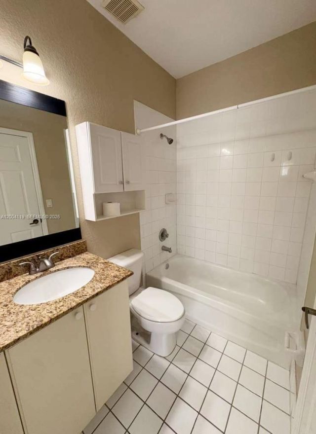 8361 NW 107th Ct , Unit 8-23, Doral, FL 33178 Photo