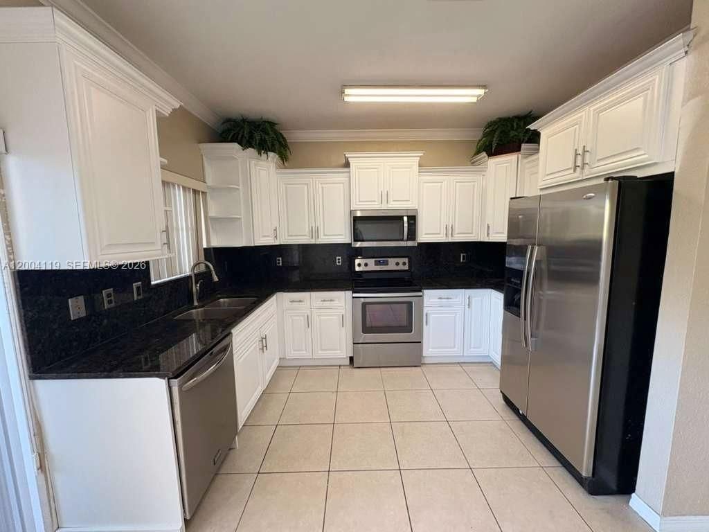 8361 NW 107th Ct , Unit 8-23, Doral, FL 33178 Photo