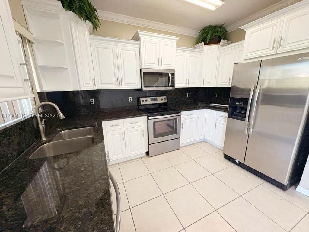 8361 NW 107th Ct , Unit 8-23, Doral, FL 33178 Photo