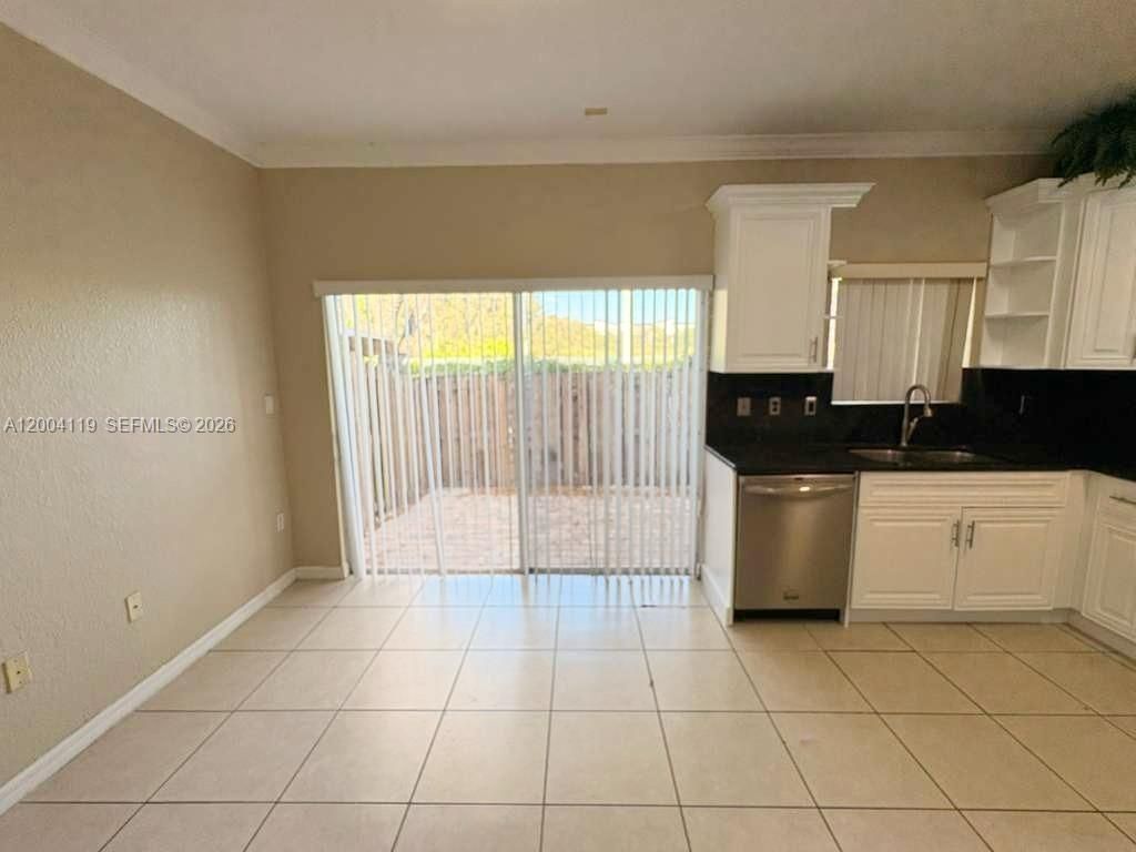 8361 NW 107th Ct , Unit 8-23, Doral, FL 33178 Photo