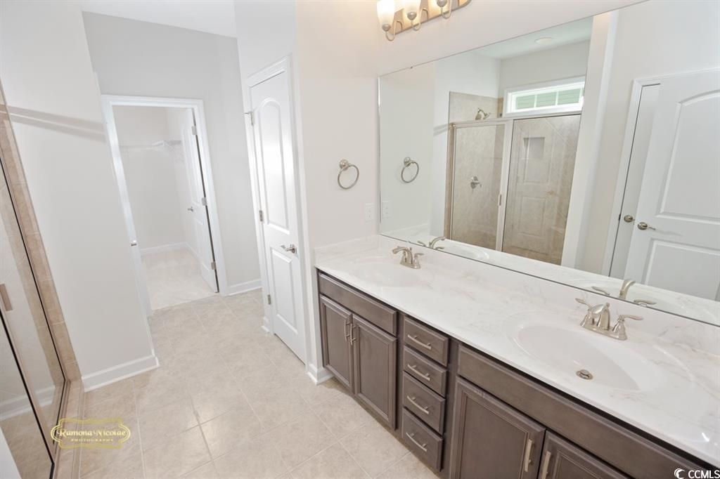 2792 Desert Rose St. Photo 12