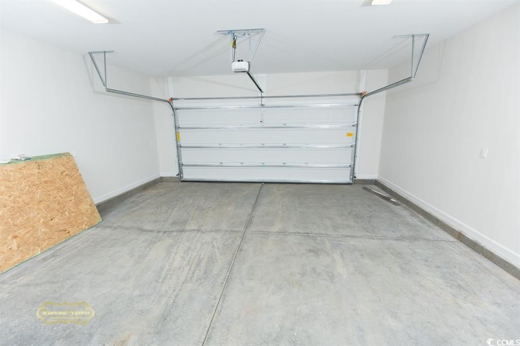 2792 Desert Rose St. Photo 15