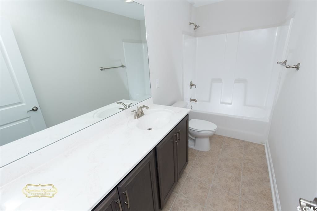 2792 Desert Rose St. Photo 24