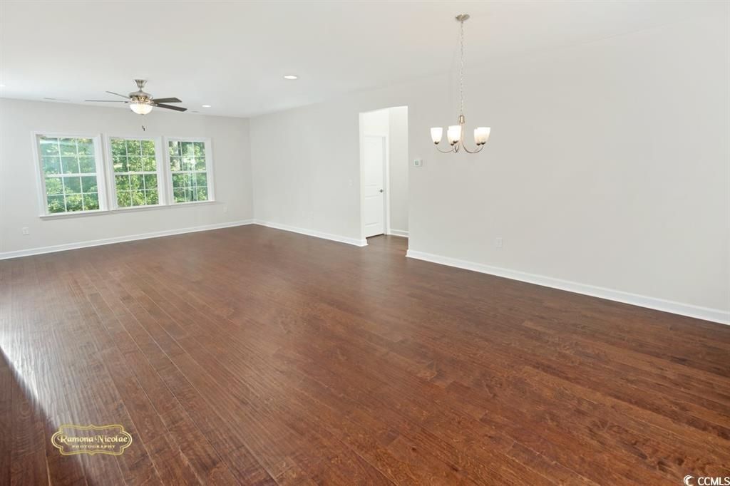 2792 Desert Rose St. Photo 5