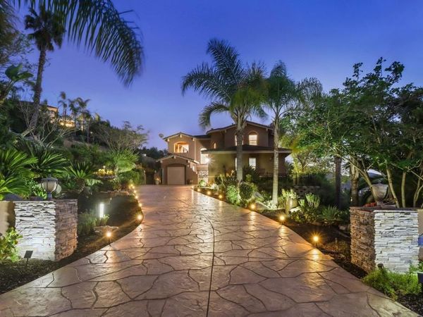 3727 Vista Rim Place , Vista, CA 92084