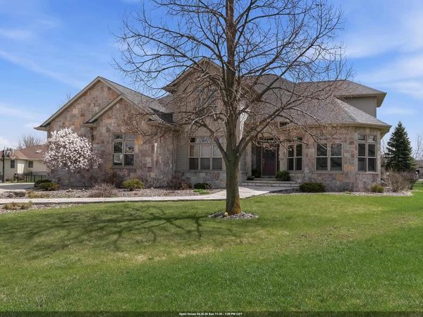 15 PARK CIRCLE, Fond Du Lac, WI 54935