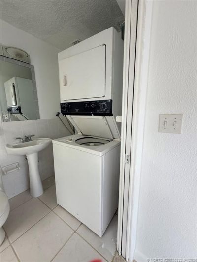 33 SE Sailfish Lane, Stuart, FL 34996 Photo