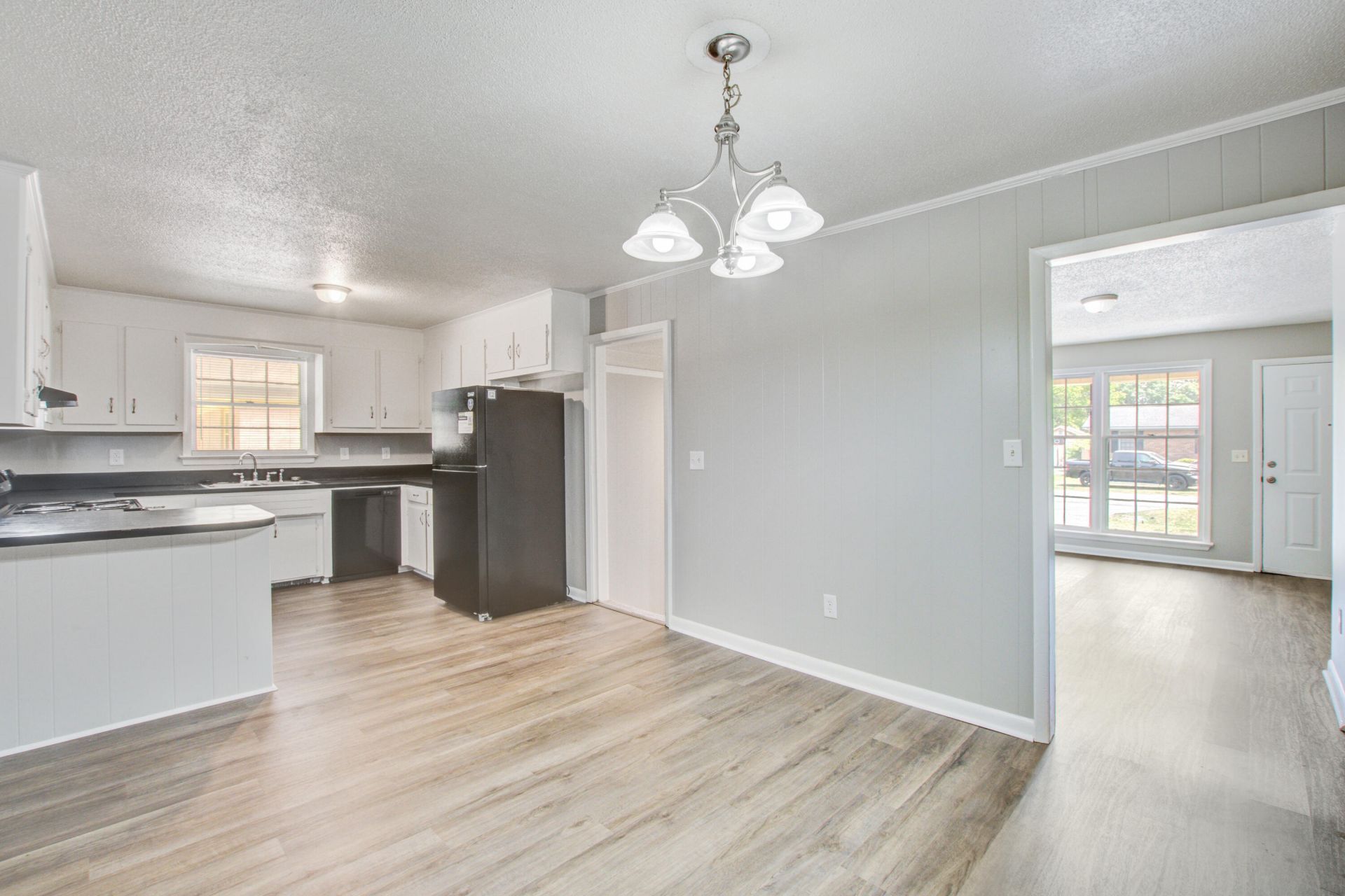 845 Hitching Post Road Photo 14