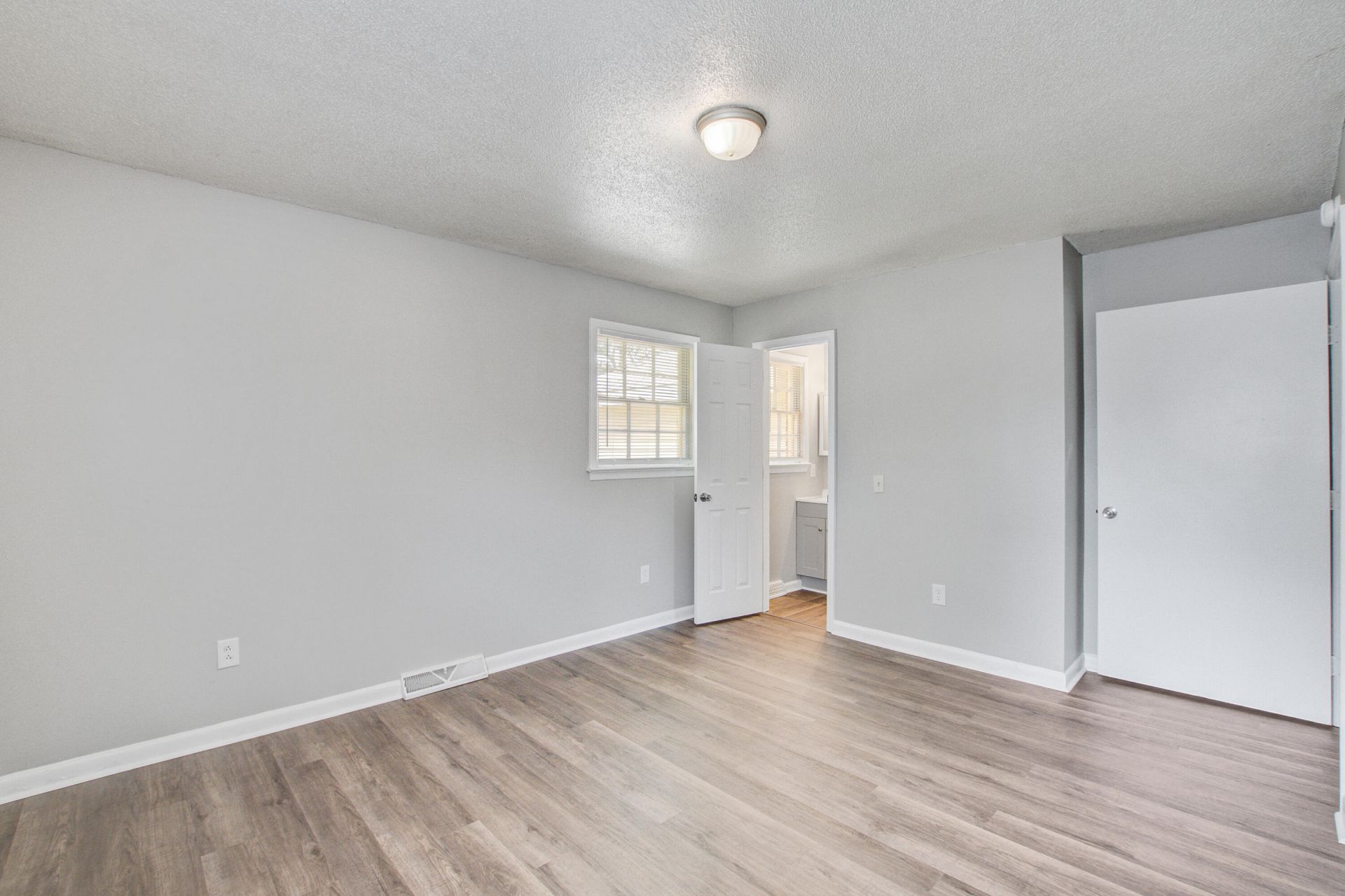 845 Hitching Post Road Photo 29