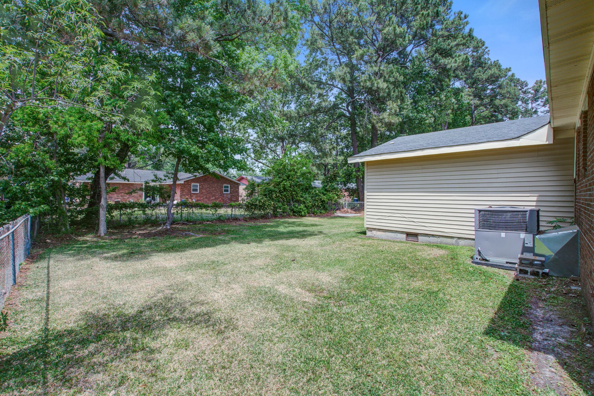 845 Hitching Post Road Photo 36