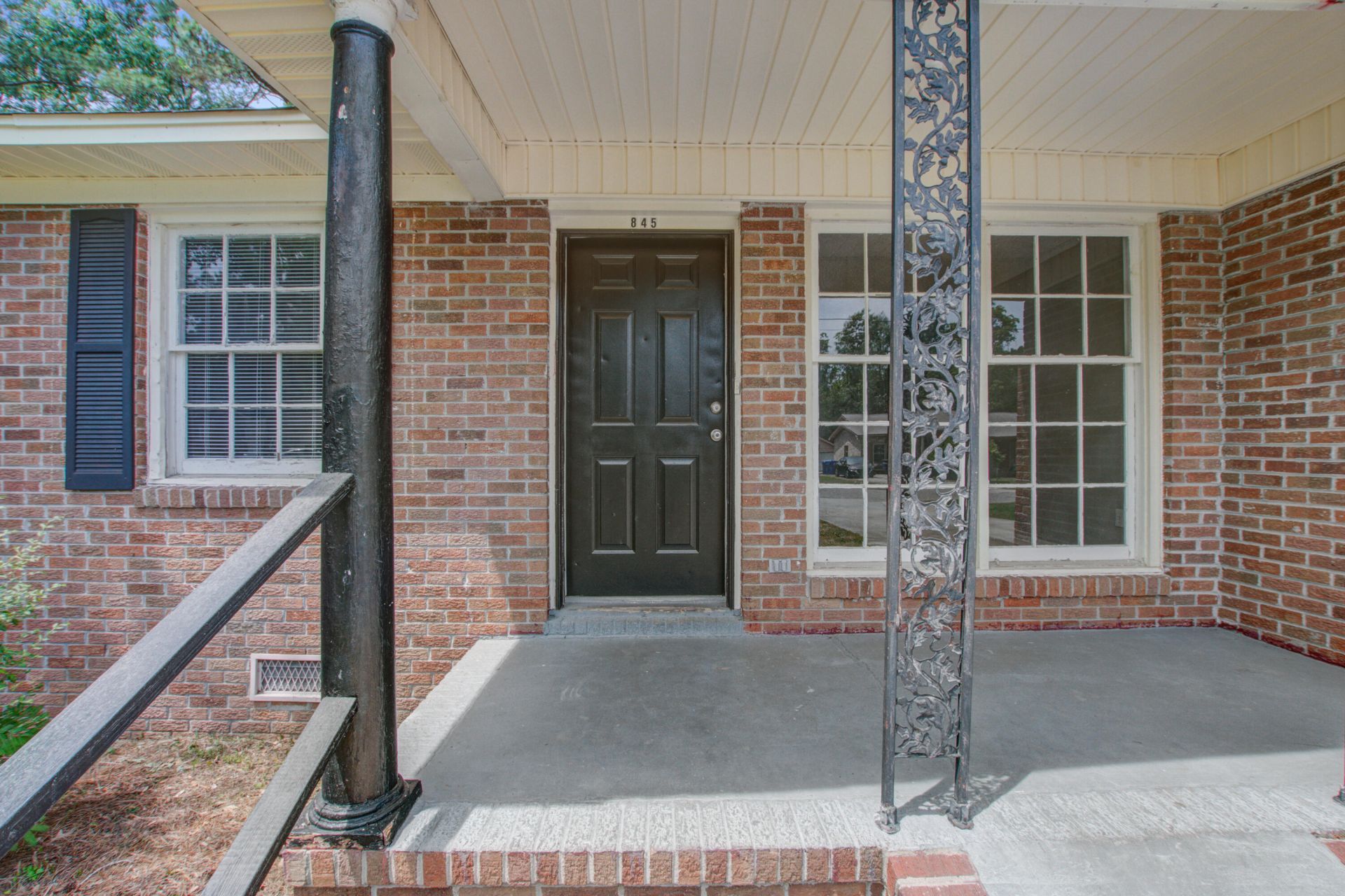 845 Hitching Post Road Photo 40