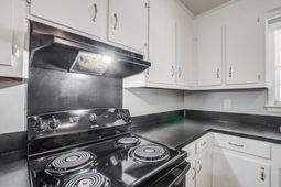 845 Hitching Post Road photo 4