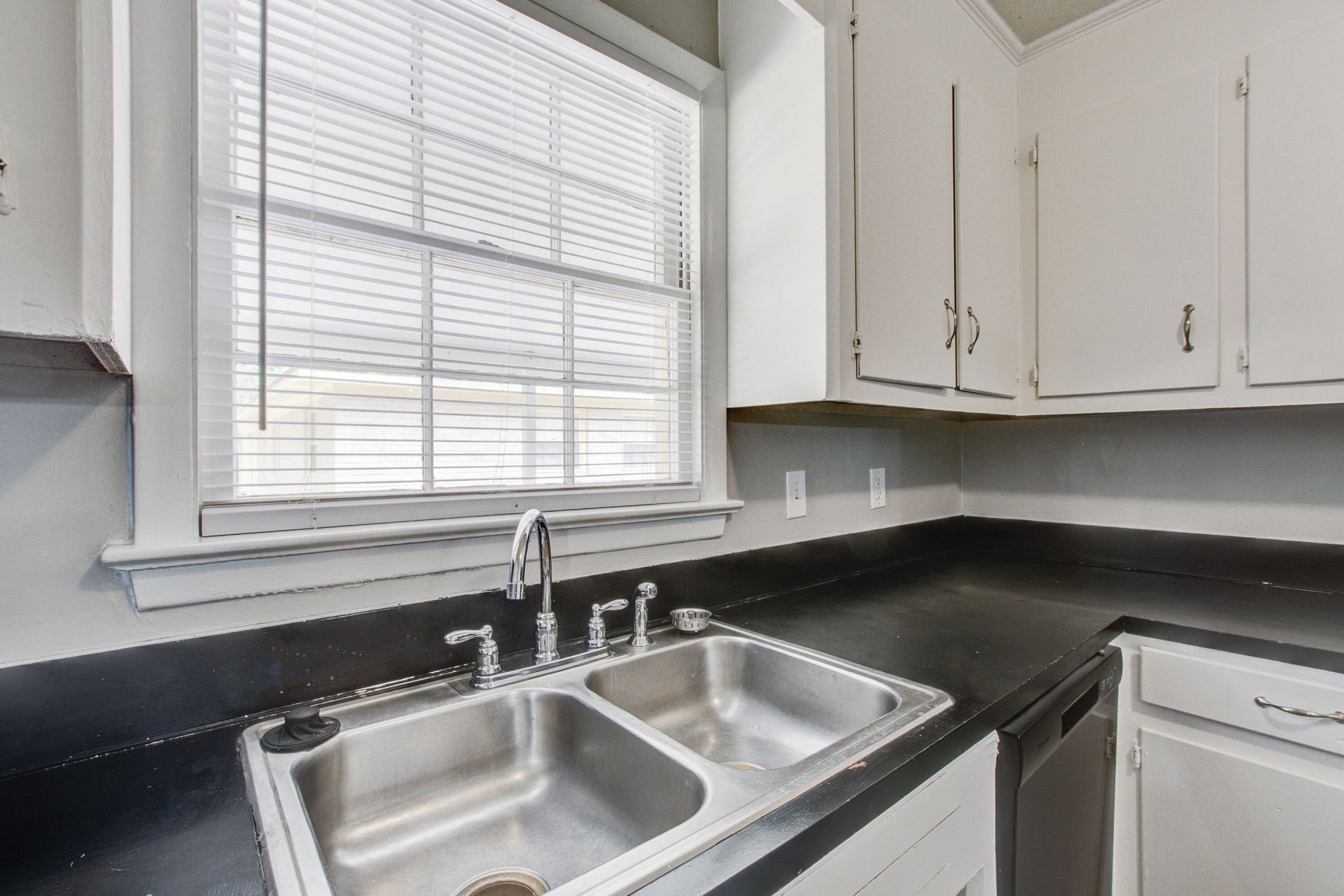 845 Hitching Post Road Photo 6