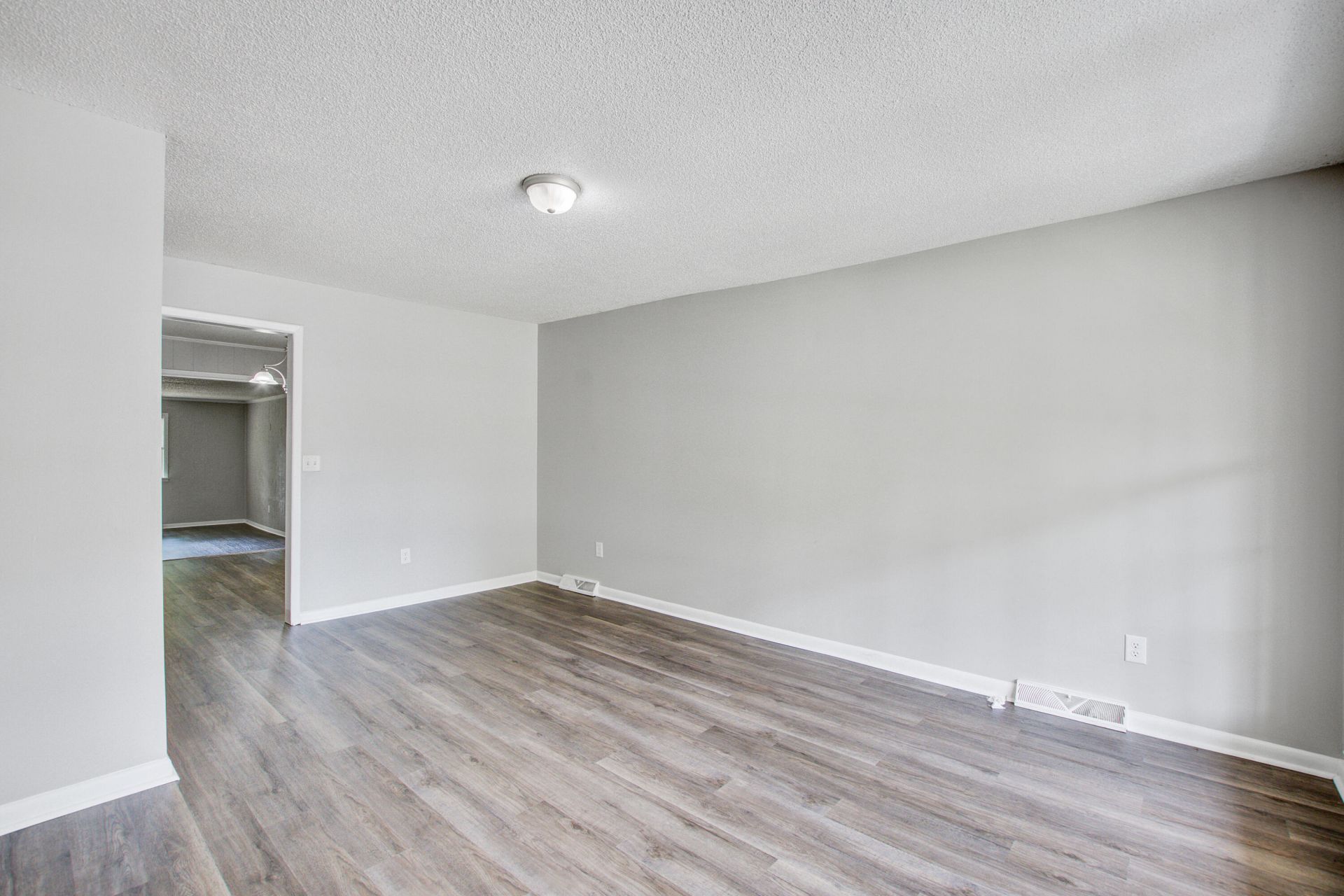 845 Hitching Post Road Photo 7