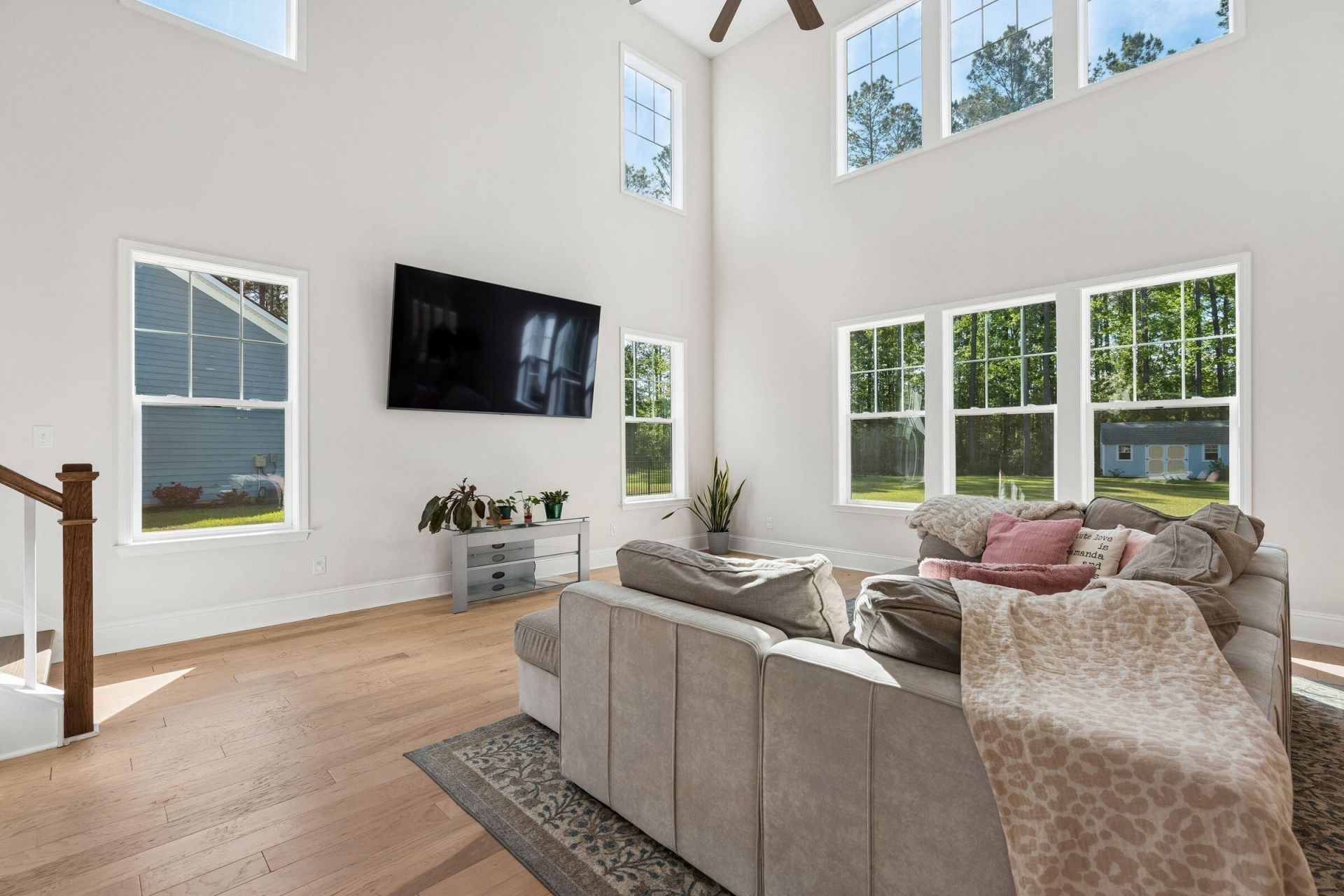 303 Theus Place Photo 14