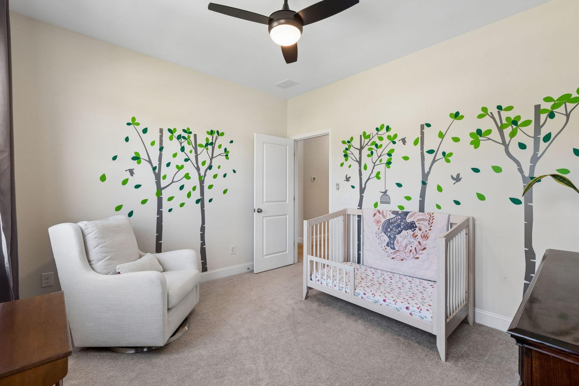 303 Theus Place Photo 35