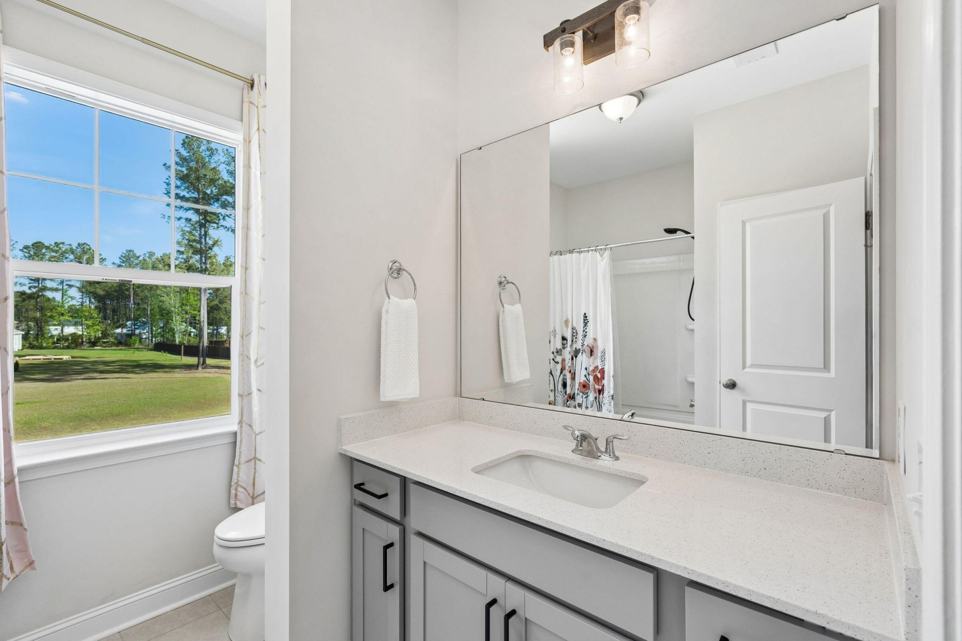 303 Theus Place Photo 36