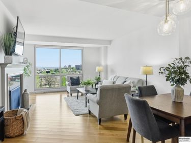 200 S 31st Avenue, Unit 4702, Omaha, NE 68131